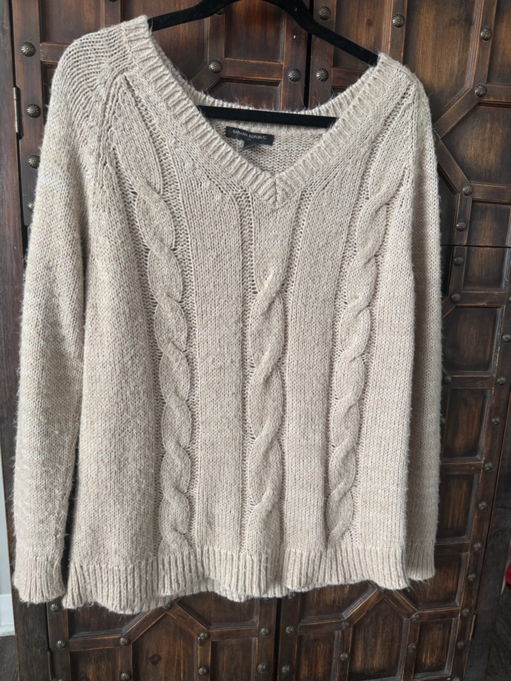 Banana Republic Beige Cable Knit V-Neck Sweater